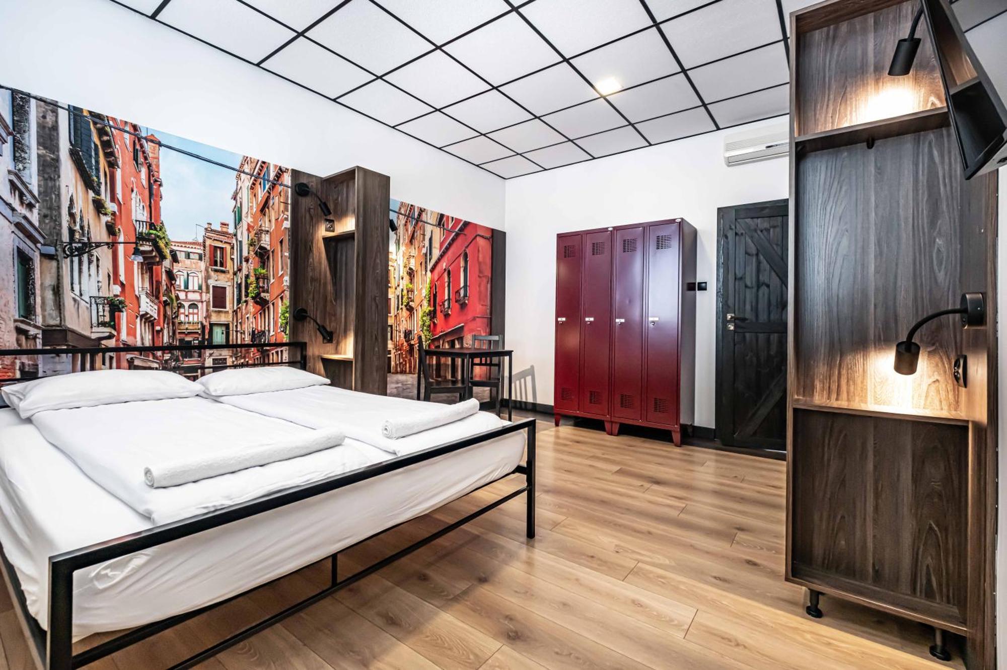Vola Hostel Βαρσοβία Εξωτερικό φωτογραφία