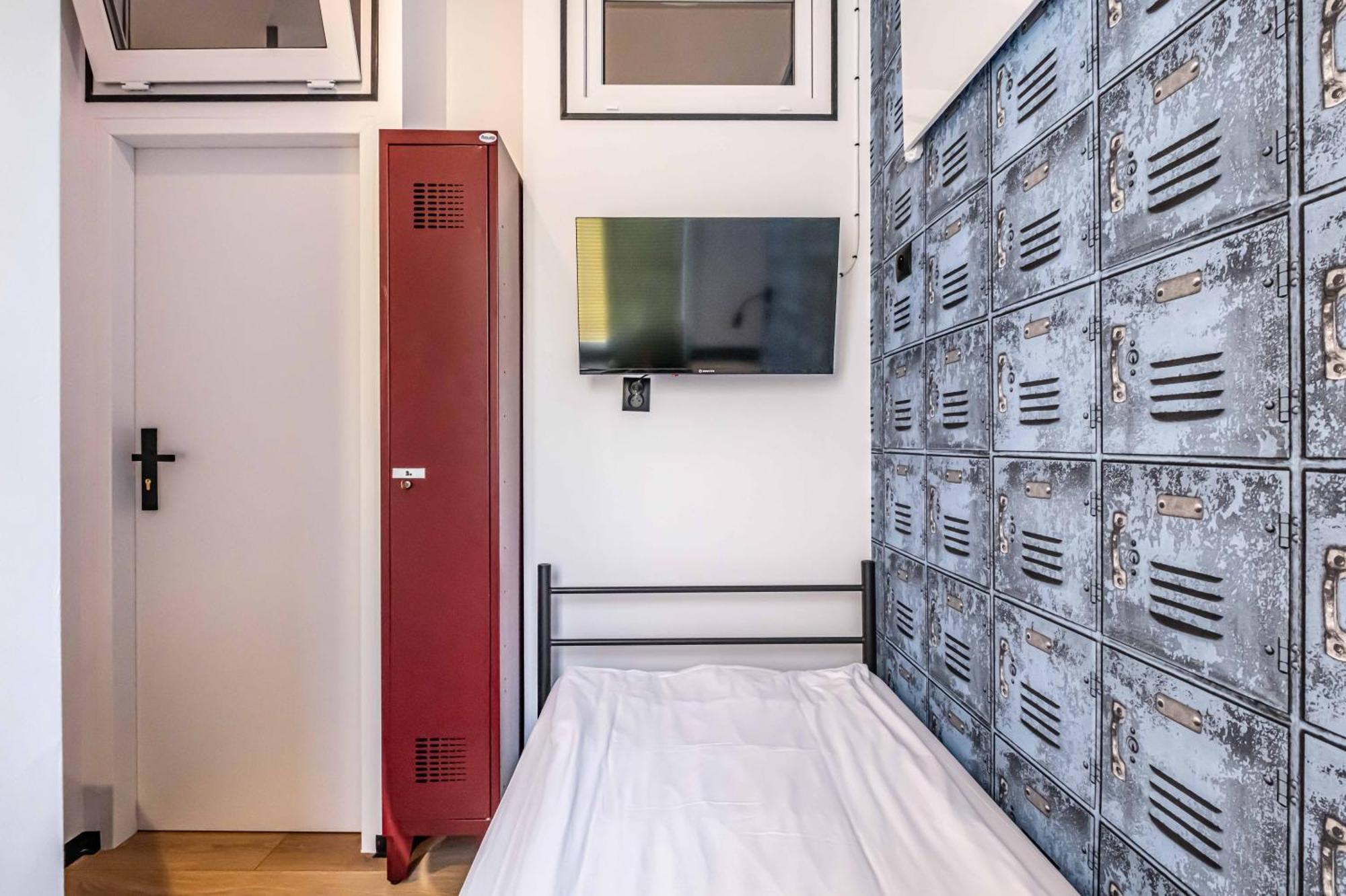 Vola Hostel Βαρσοβία Εξωτερικό φωτογραφία