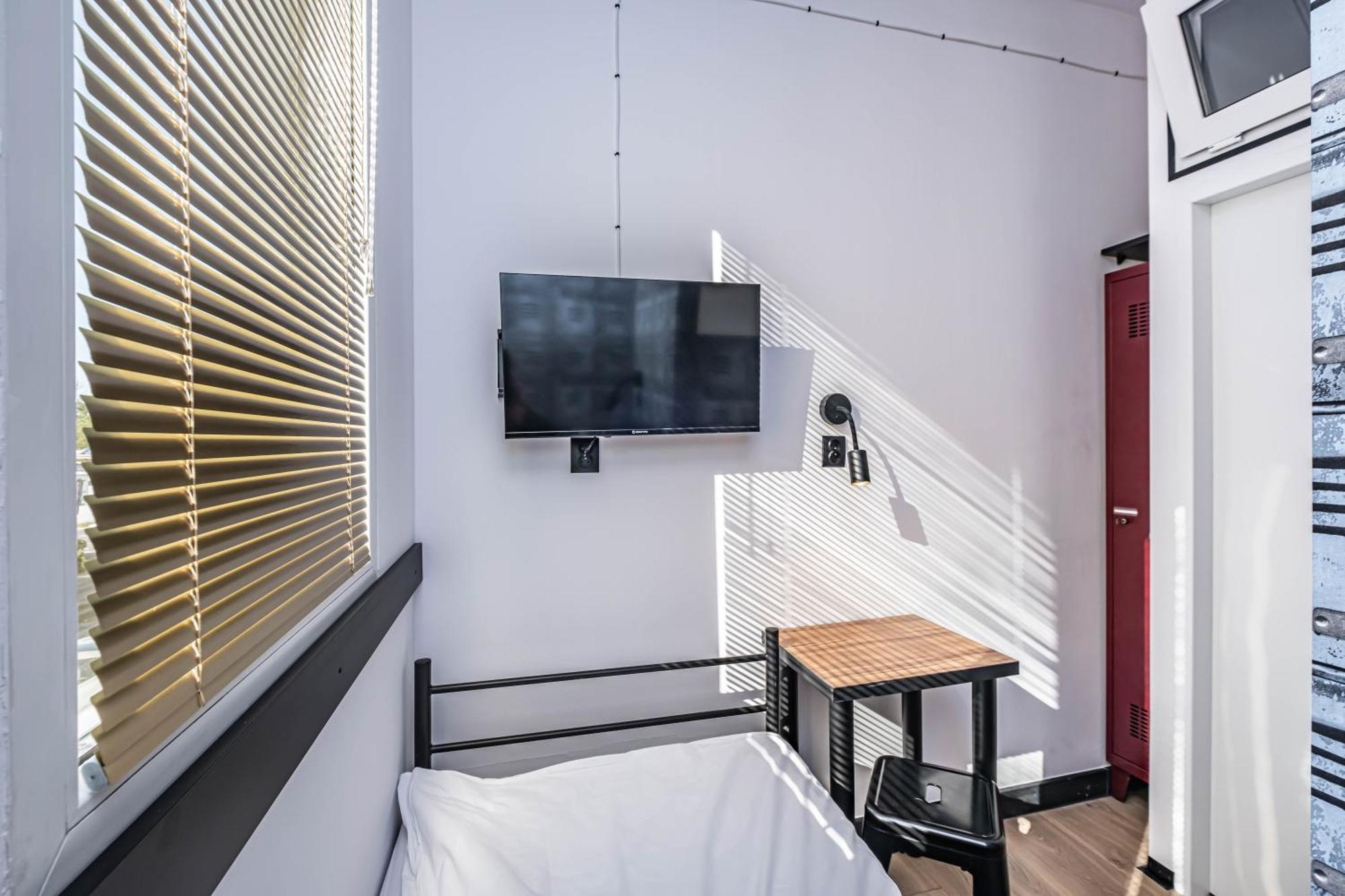 Vola Hostel Βαρσοβία Εξωτερικό φωτογραφία